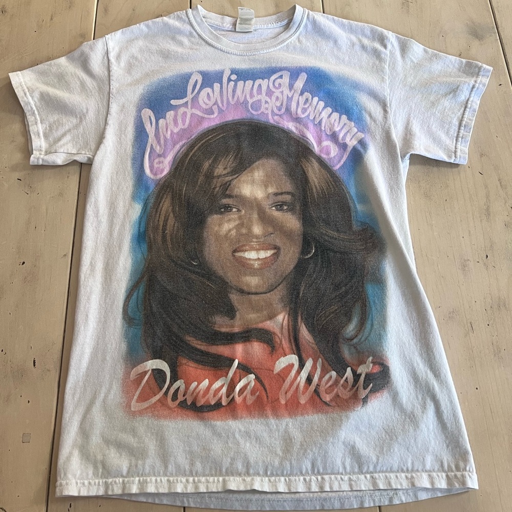 In Loving Memory Graphic T-Shirt